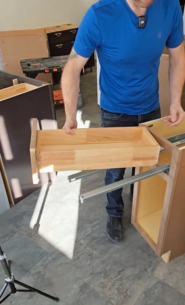 Drawer getting mounted onto slides